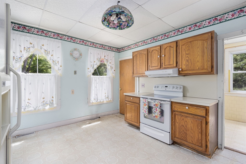 38 Dean Street Rehoboth, MA 02769 - Photo 18 of 42