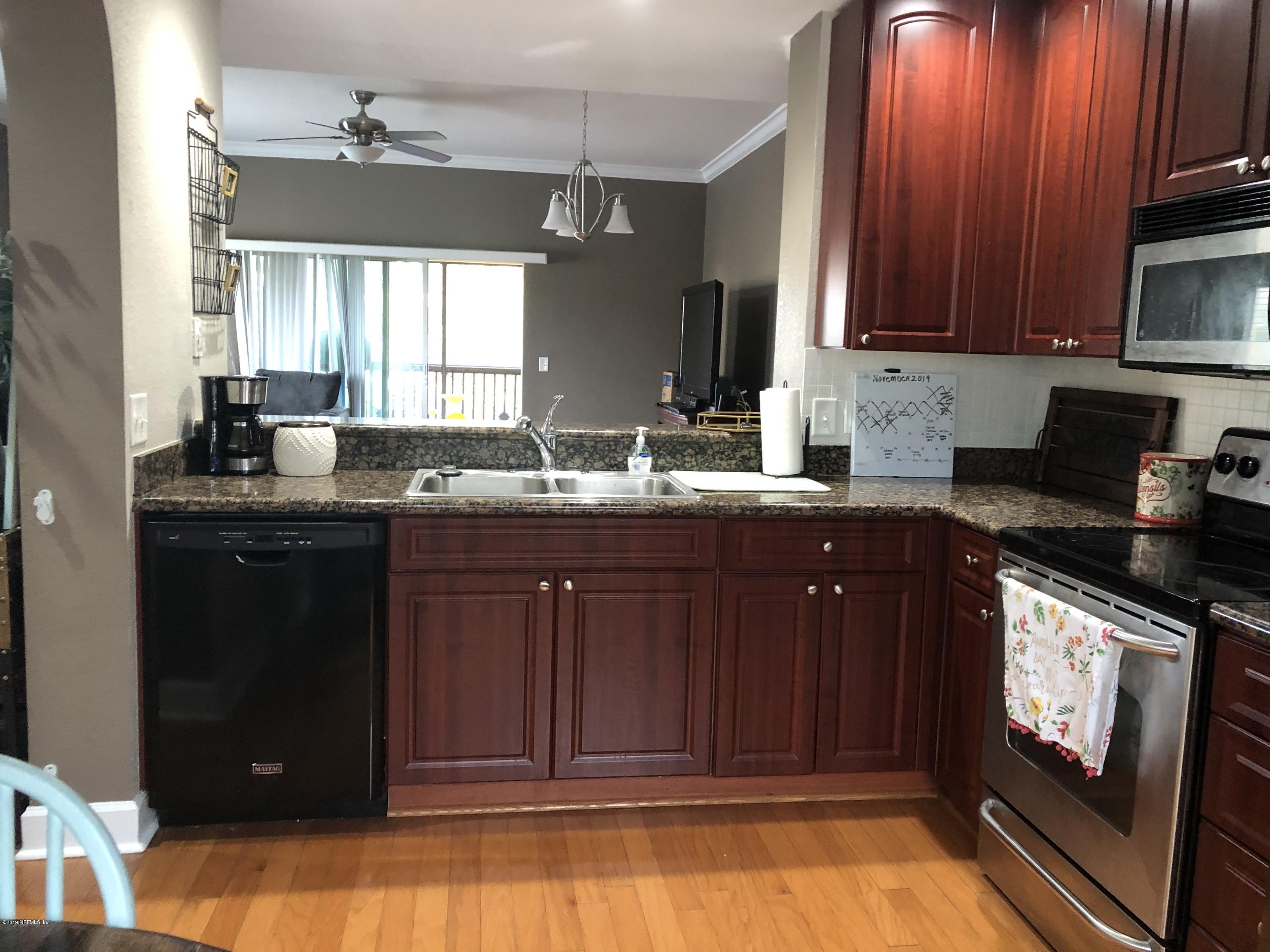 9745 Touchton Road, Unit 421 Jacksonville, FL 32246 - Photo 11 of 37 Kitchen3