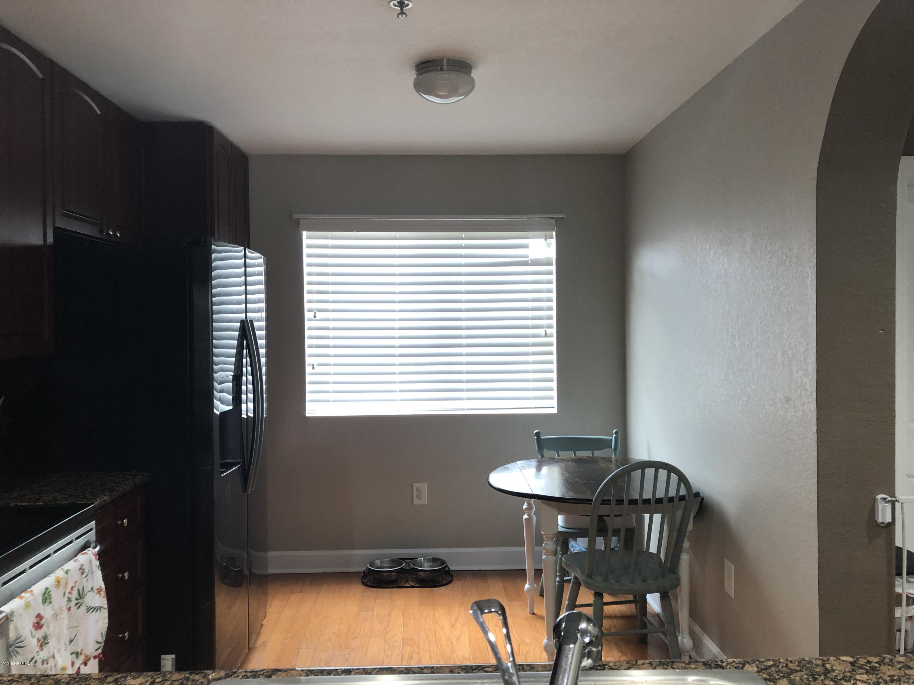 9745 Touchton Road, Unit 421 Jacksonville, FL 32246 - Photo 12 of 37 EatinKitchenarea