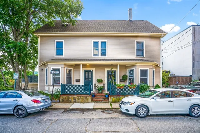 $3,700 | 11 Elmwood Avenue, Unit 11, Winchester, MA 01890