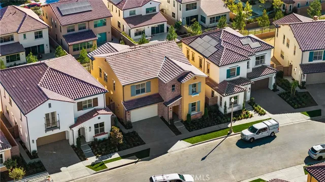 $10,000 | 230 Collino, Irvine, CA 92602