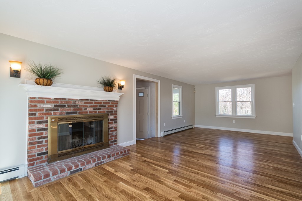 238 Clapp Road Scituate, MA 02066 - Photo 13 of 24 Gallery Image 13