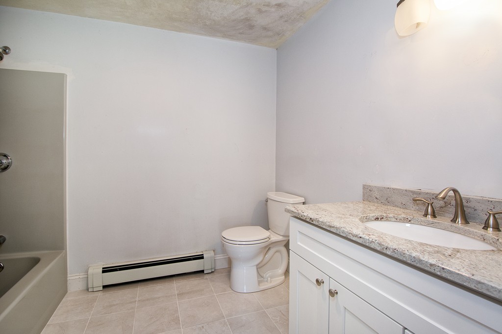 238 Clapp Road Scituate, MA 02066 - Photo 16 of 24 Gallery Image 16