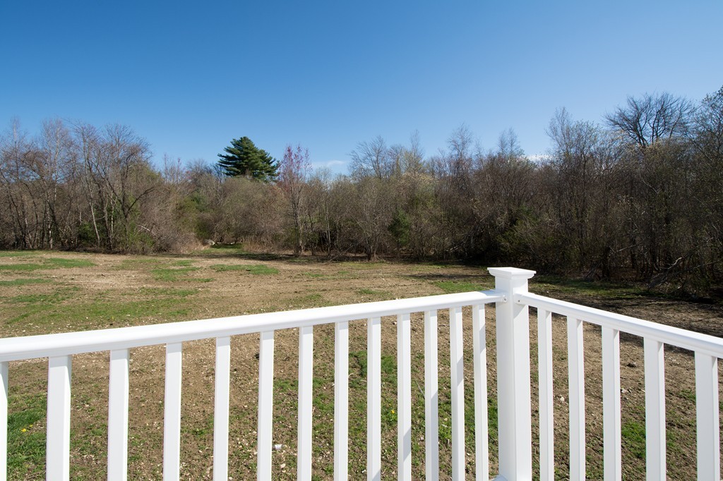 238 Clapp Road Scituate, MA 02066 - Photo 5 of 24 Gallery Image 5