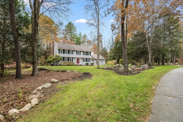 $739,000 | 18 Storybrook Lane, Amherst, NH 03031