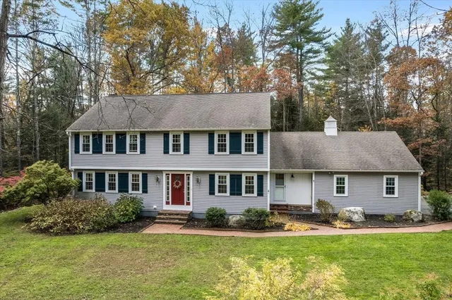 $739,000 | 18 Storybrook Lane, Amherst, NH 03031