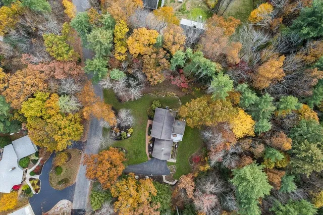 $739,000 | 18 Storybrook Lane, Amherst, NH 03031