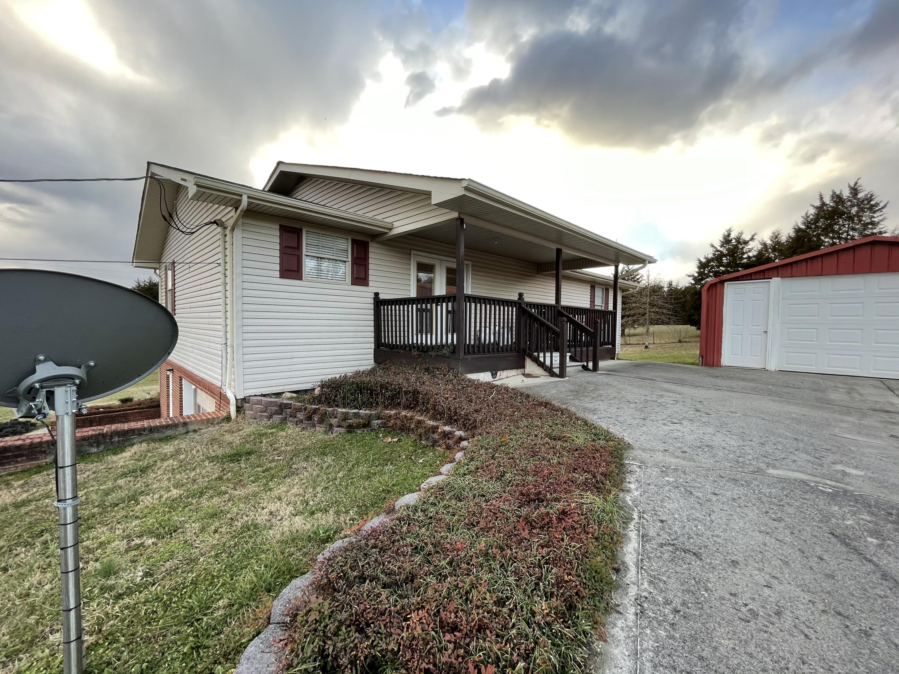 201 Suddath Road Harriman, TN 37748 - Photo 27 of 28 IMG_1212