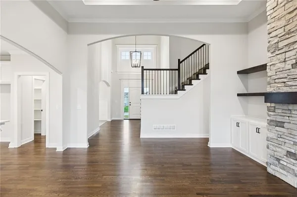 $659,900 | 1039 Fir Lane, Liberty, MO 64068