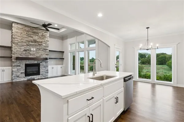$659,900 | 1039 Fir Lane, Liberty, MO 64068
