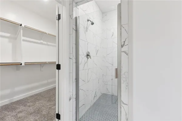 $659,900 | 1039 Fir Lane, Liberty, MO 64068