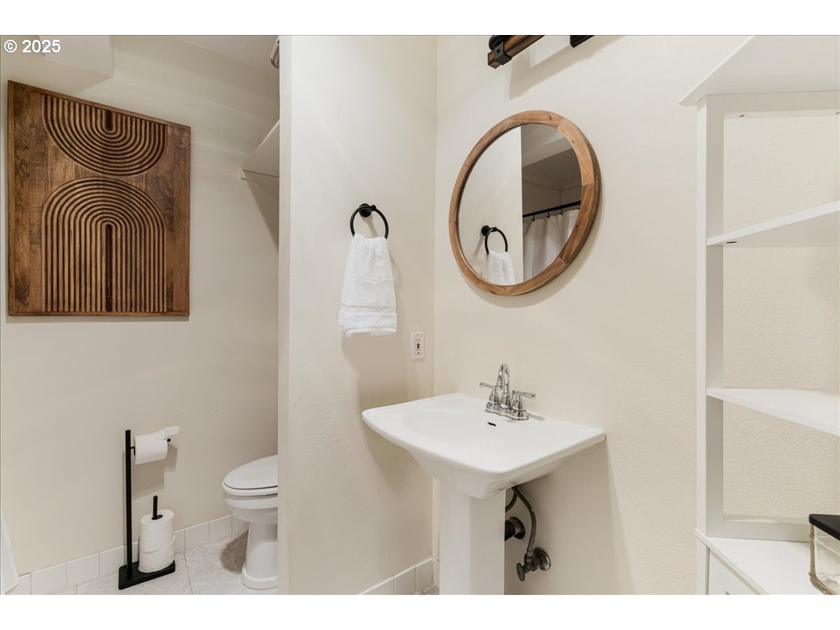 8720 Southwest Tualatin Road, Unit 204 Tualatin, OR 97062 - Photo 18 of 26 Gallery Image 18
