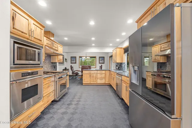 $799,995 | 30 Tweedie Road, Blanchard, ID 83804