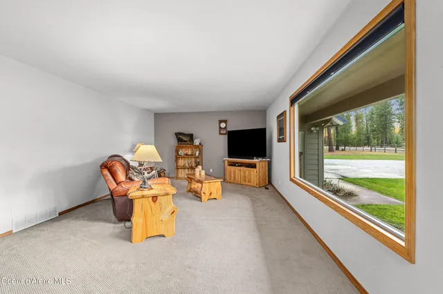 $799,995 | 30 Tweedie Road, Blanchard, ID 83804