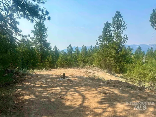 $150,000 | 30 4 Seasons Drive, Cascade, ID 83611