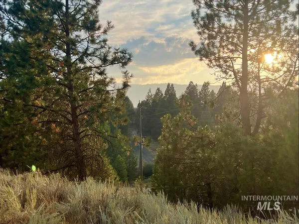 $150,000 | 30 4 Seasons Drive, Cascade, ID 83611