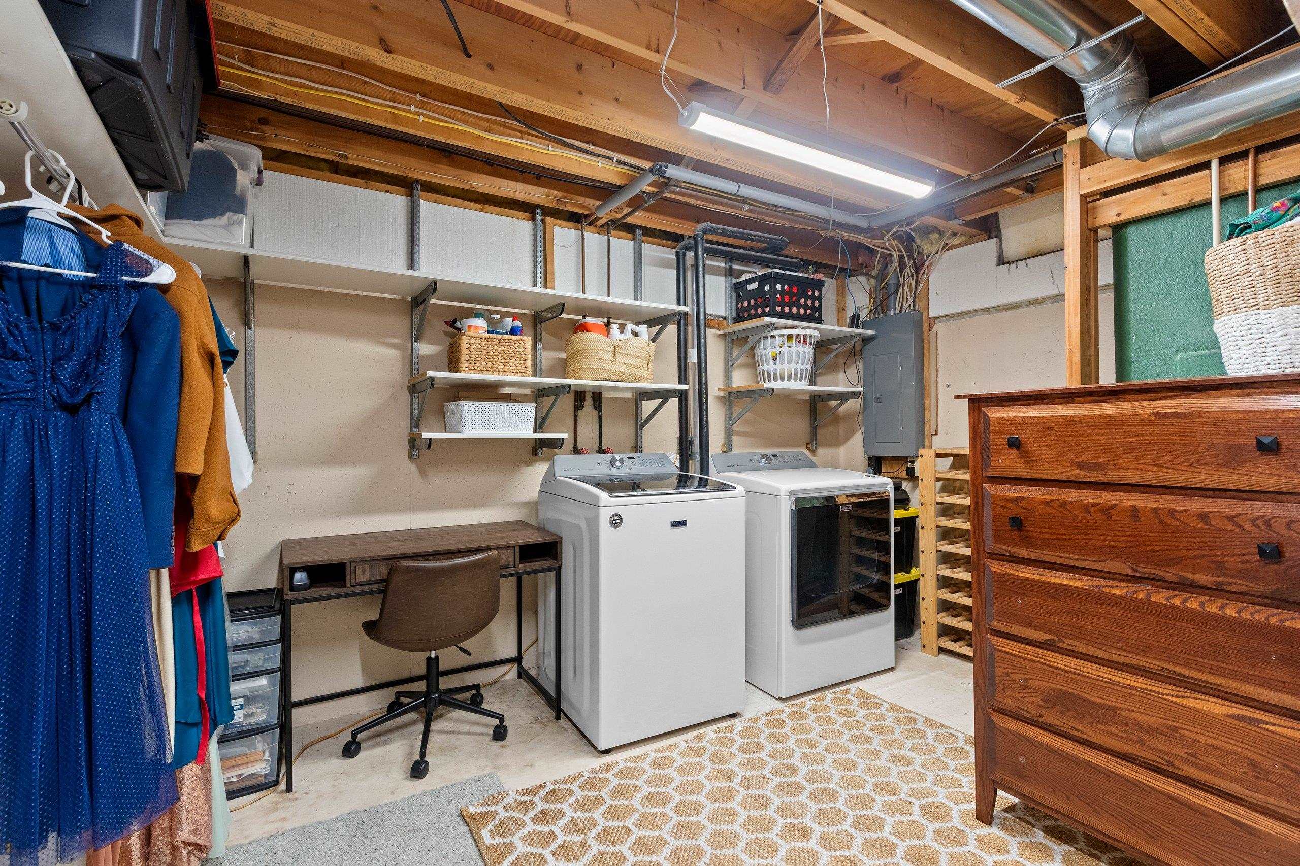 1718 Schaefer Circle Appleton, WI 54915 - Photo 41 of 68