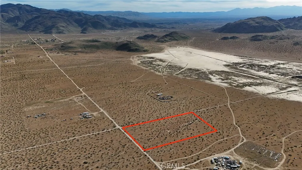 712 Oldenburg Road Apple Valley, CA 92307 - Photo 3 of 10 Red boundary lines on pictures are an estimate and for marketing purposes only. Buyer to verify all aspects of this property including, but not limited to utilities, assessments, boundaries, usage, access, and zoning to satisfy themselves.