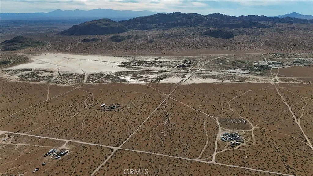 712 Oldenburg Road Apple Valley, CA 92307 - Photo 6 of 10