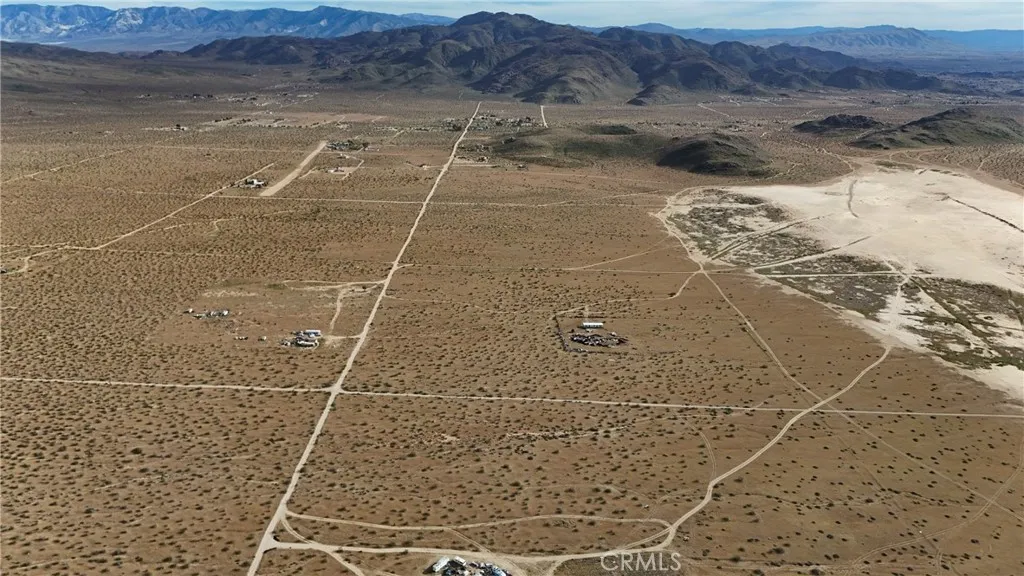 712 Oldenburg Road Apple Valley, CA 92307 - Photo 7 of 10