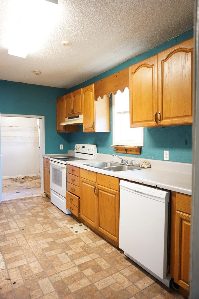 10252 Coffee Road Morven, GA 31638 - Photo 8 of 24 Gallery Image 8