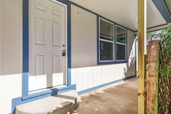 $1,600 | 1830 Reese Street, Liberty, TX 77575