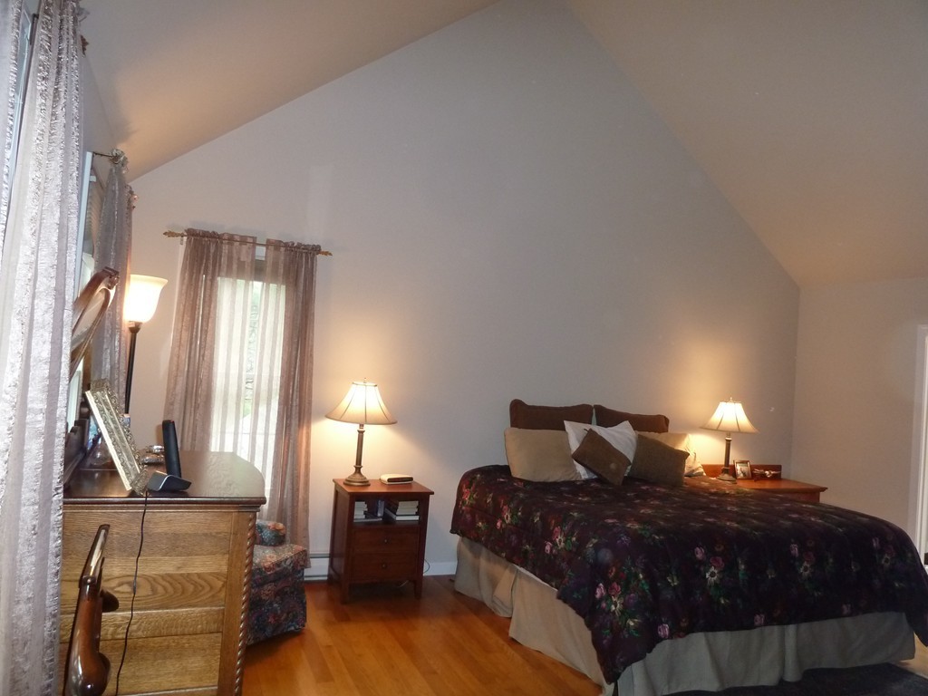 555 Dutton Road Sudbury, MA 01776 - Photo 16 of 30