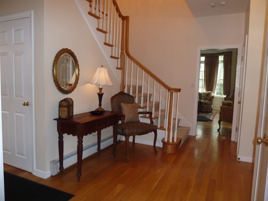 555 Dutton Road Sudbury, MA 01776 - Photo 3 of 30