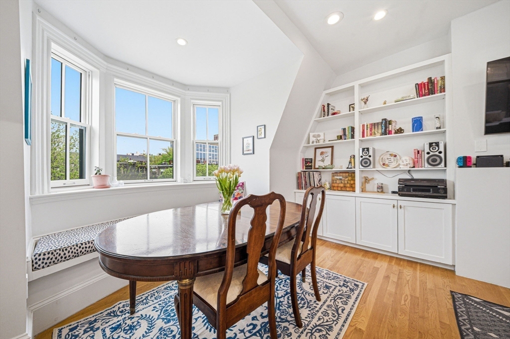 25 Worcester Square, Unit 5 Boston, MA 02118 - Photo 8 of 23