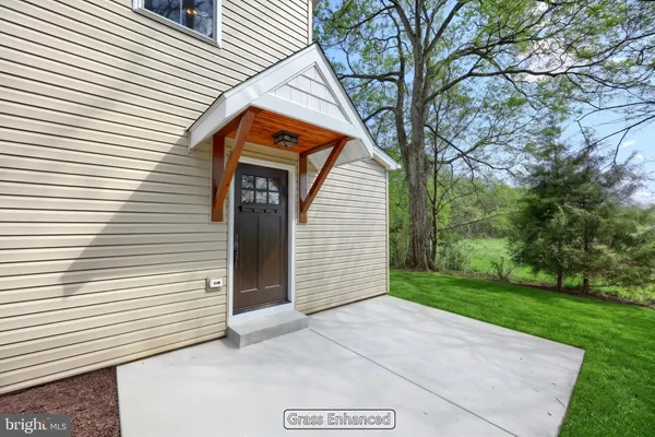 $349,900 | 140 Boundary Avenue, Manchester, PA 17345