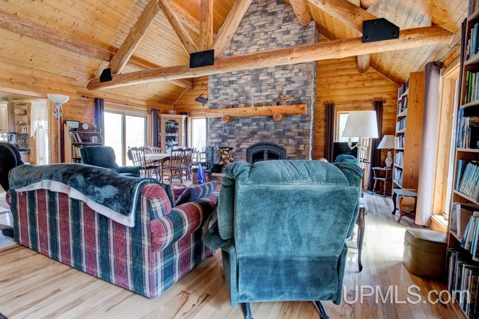14281 Evergreen Road Rock, MI 49880 - Photo 13 of 78