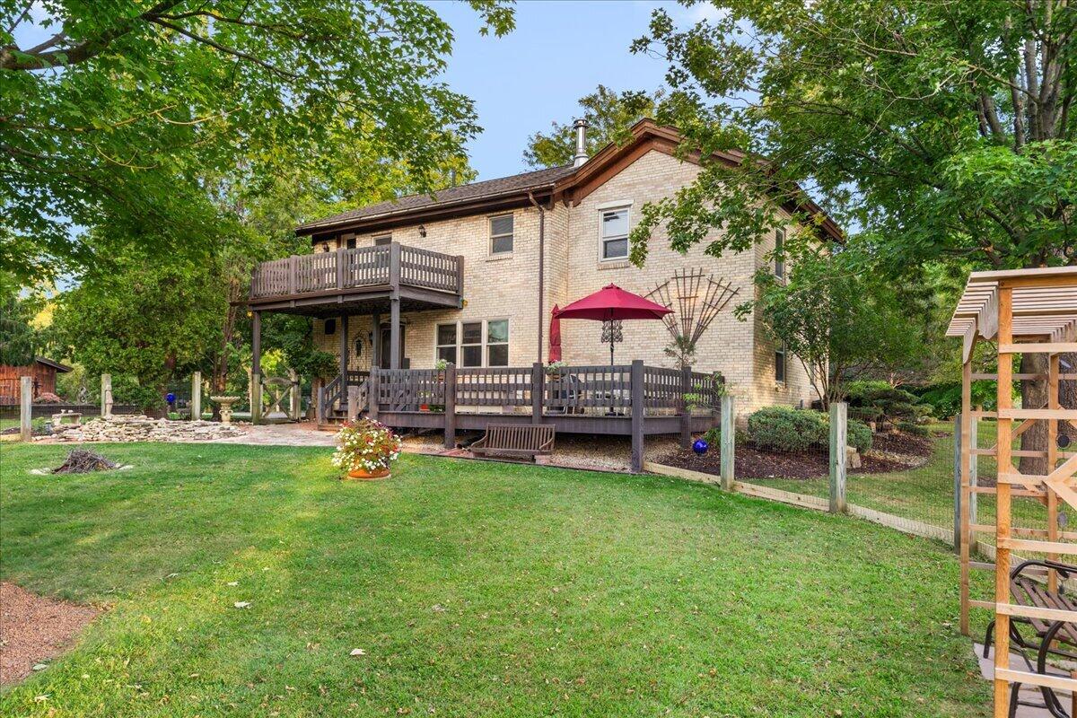 802 South Teut Road Burlington, WI 53105 - Photo 7 of 101 29-Teut Rd-29