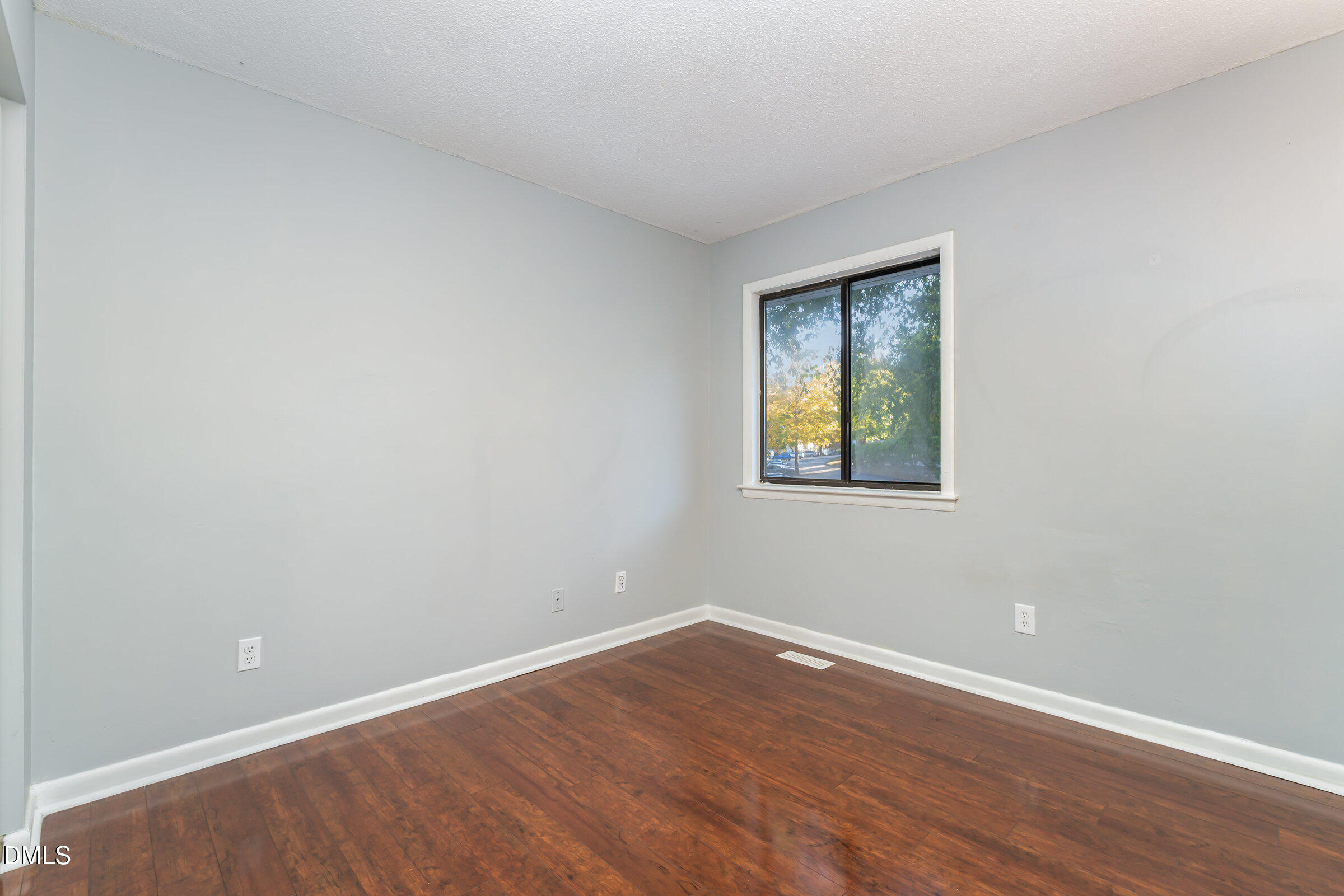 7320 Sandy Creek Drive Raleigh, NC 27615 - Photo 29 of 35 024_file_24