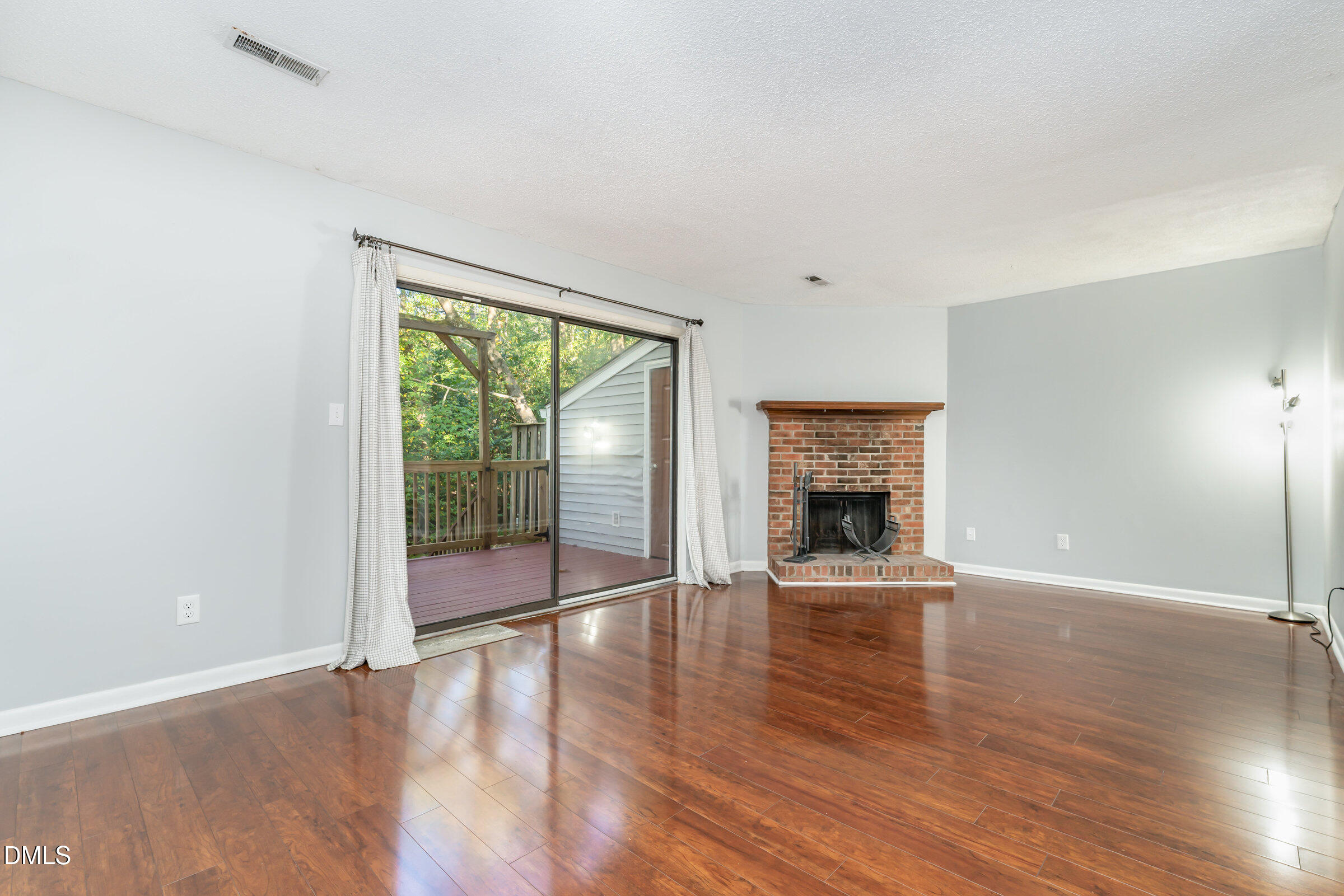 7320 Sandy Creek Drive Raleigh, NC 27615 - Photo 7 of 35 006_file_503