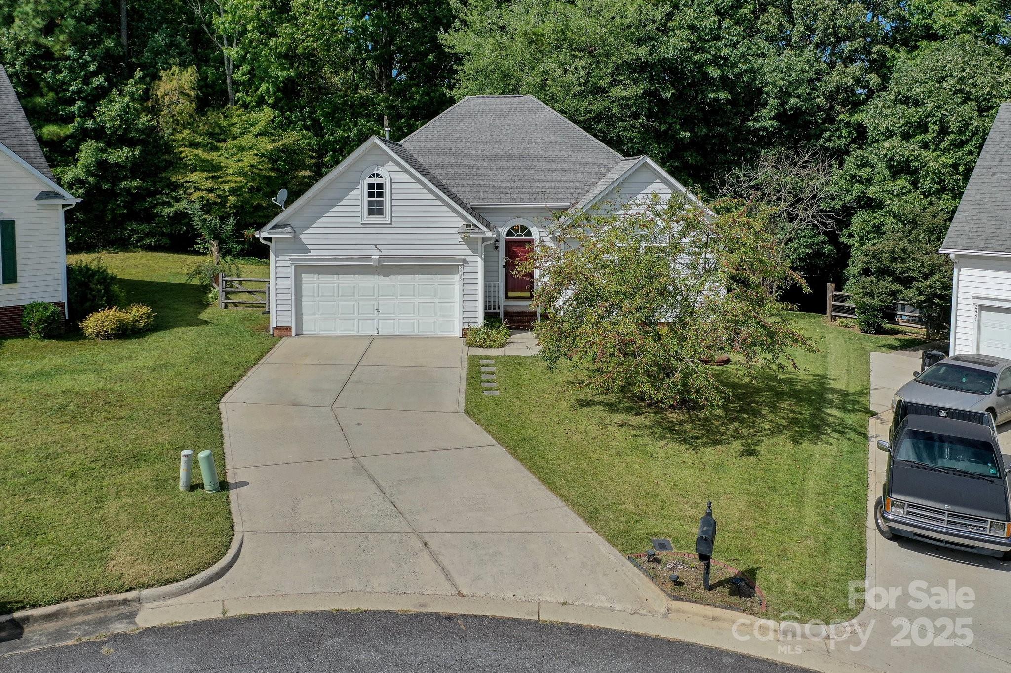 2485 Acadia Court Kannapolis, NC 28083 - Photo 34 of 34 a front view of a house with garden