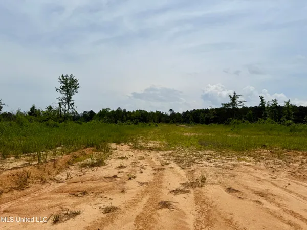 $135,000 | Rockport Rd Road, McCool, MS 39108