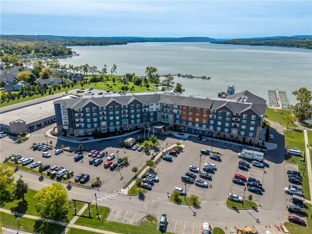 $2,995 | 205 Lakeshore Drive, Unit 502, Canandaigua City, NY 14424