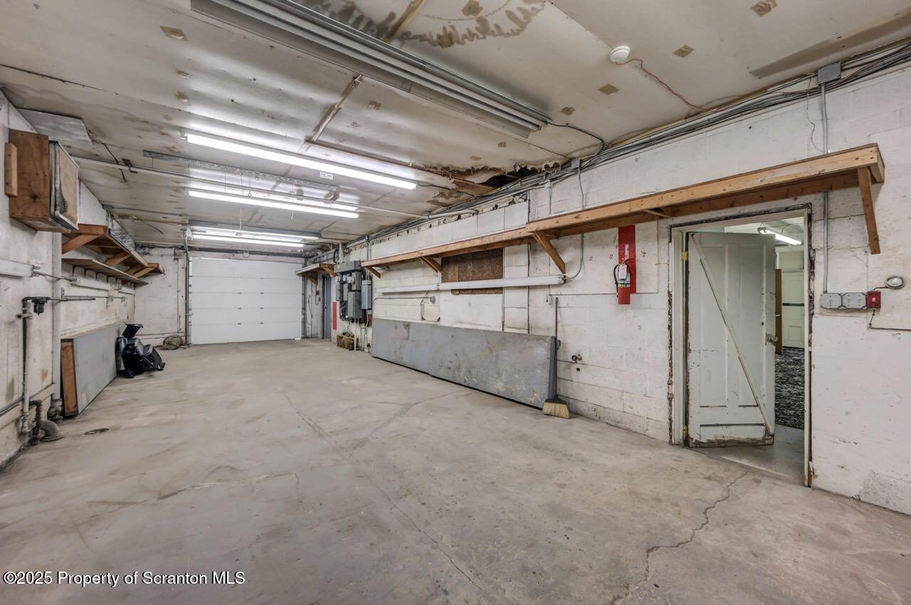 535 Green Ridge Street Scranton, PA 18509 - Photo 26 of 72 a view of garage