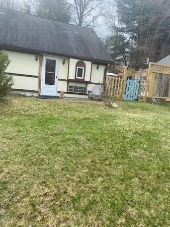 $245,000 | 3 Lakeview Drive West, Wurtsboro, NY 12790