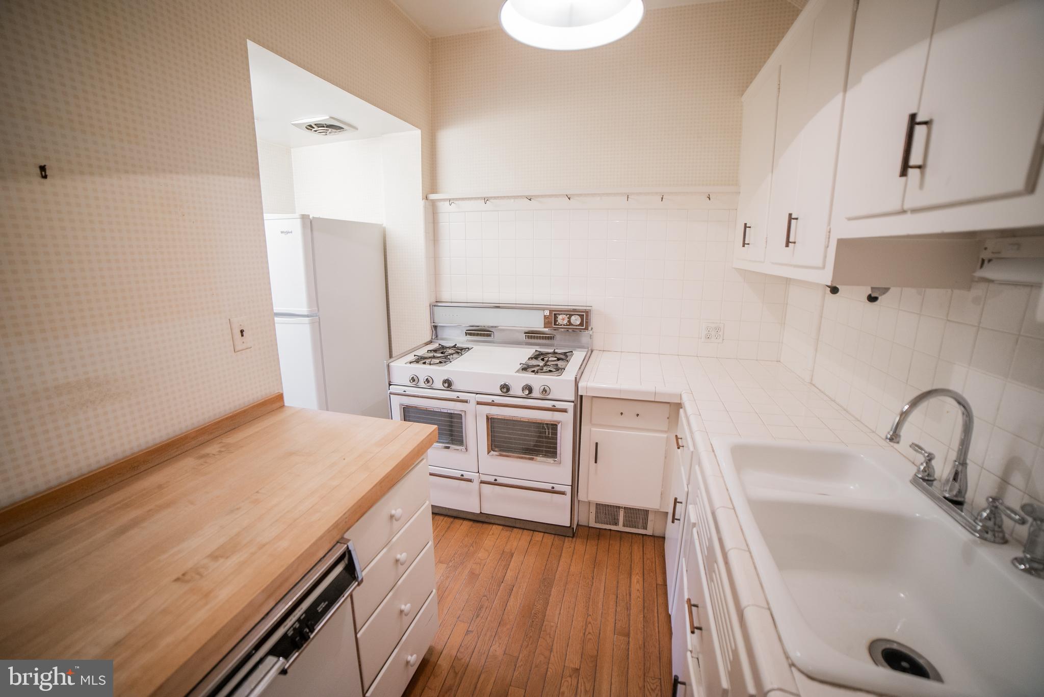 2130 Spring Street Philadelphia, PA 19103 - Photo 11 of 47