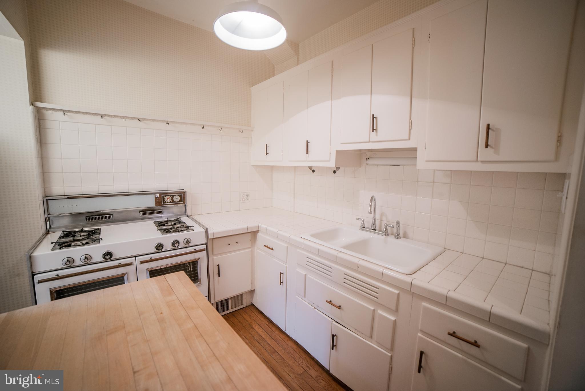 2130 Spring Street Philadelphia, PA 19103 - Photo 12 of 47