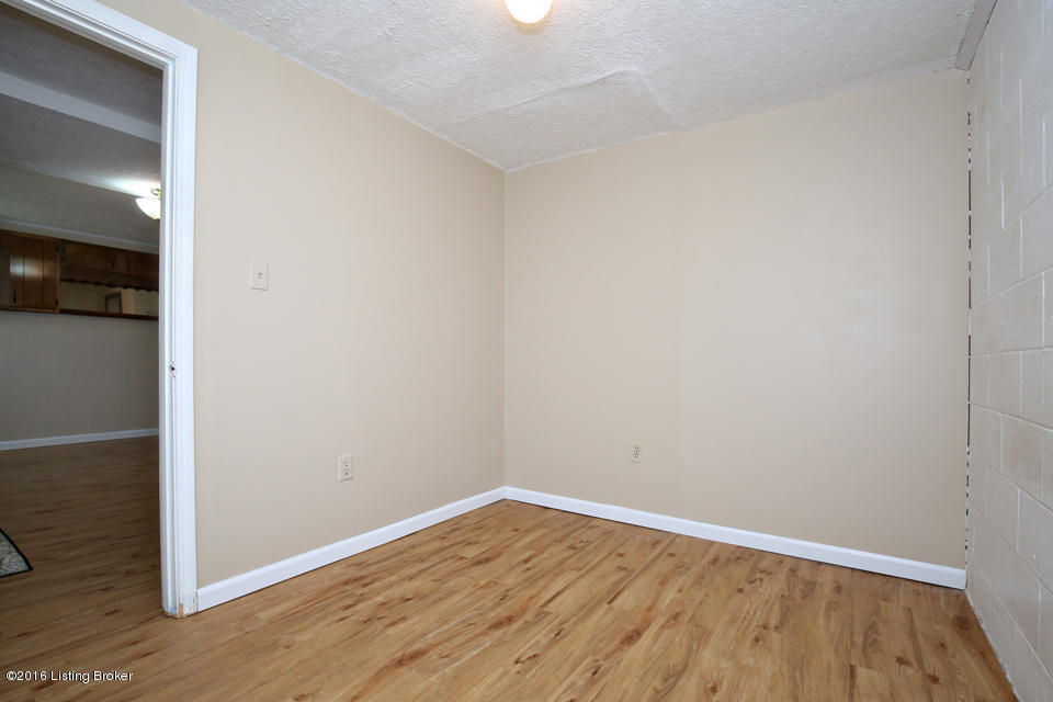211 Topfield Road Louisville, KY 40229 - Photo 26 of 39 Basement