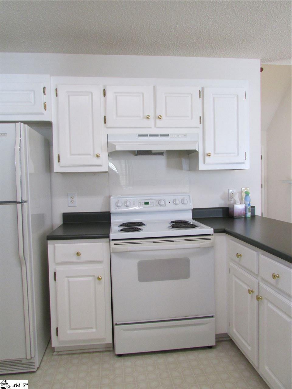 117 Sheffield Road Easley, SC 29642 - Photo 5 of 24 Gallery Image 5