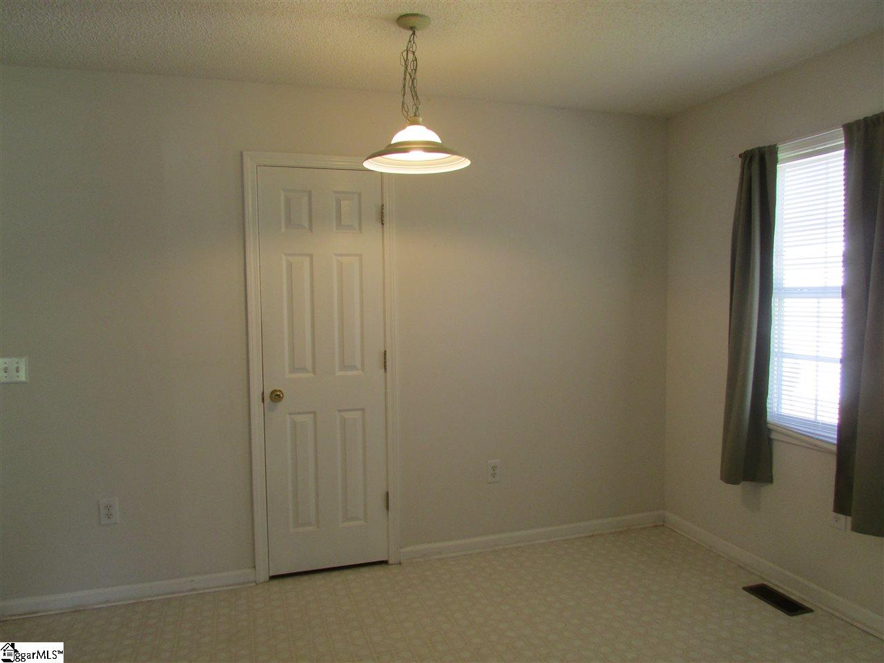 117 Sheffield Road Easley, SC 29642 - Photo 7 of 24 Gallery Image 7