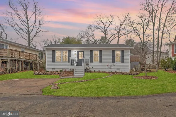 $449,900 | 560 Rockbridge Drive Southeast, Leesburg, VA 20175