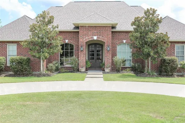 $499,000 | 231 Merlot Drive, Lake Charles, LA 70611