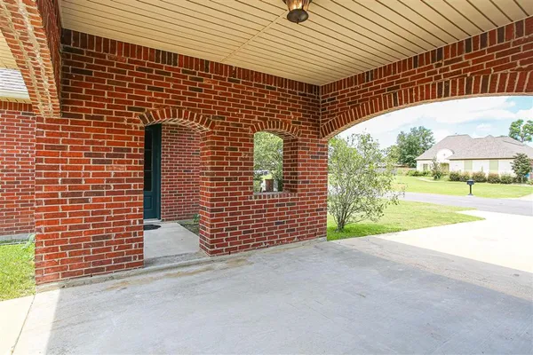 $499,000 | 231 Merlot Drive, Lake Charles, LA 70611