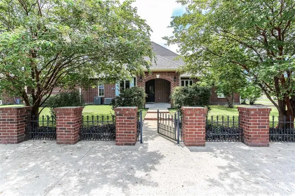 $499,000 | 231 Merlot Drive, Lake Charles, LA 70611