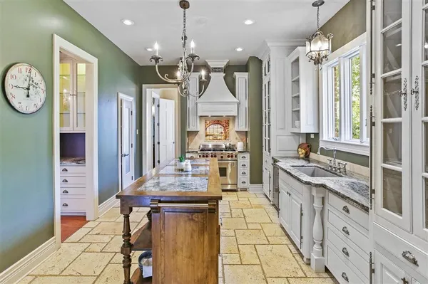 $499,000 | 231 Merlot Drive, Lake Charles, LA 70611