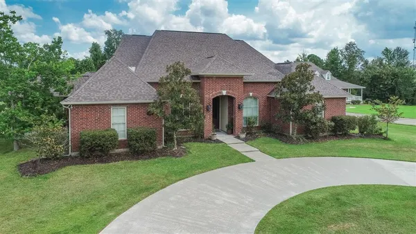 $499,000 | 231 Merlot Drive, Lake Charles, LA 70611